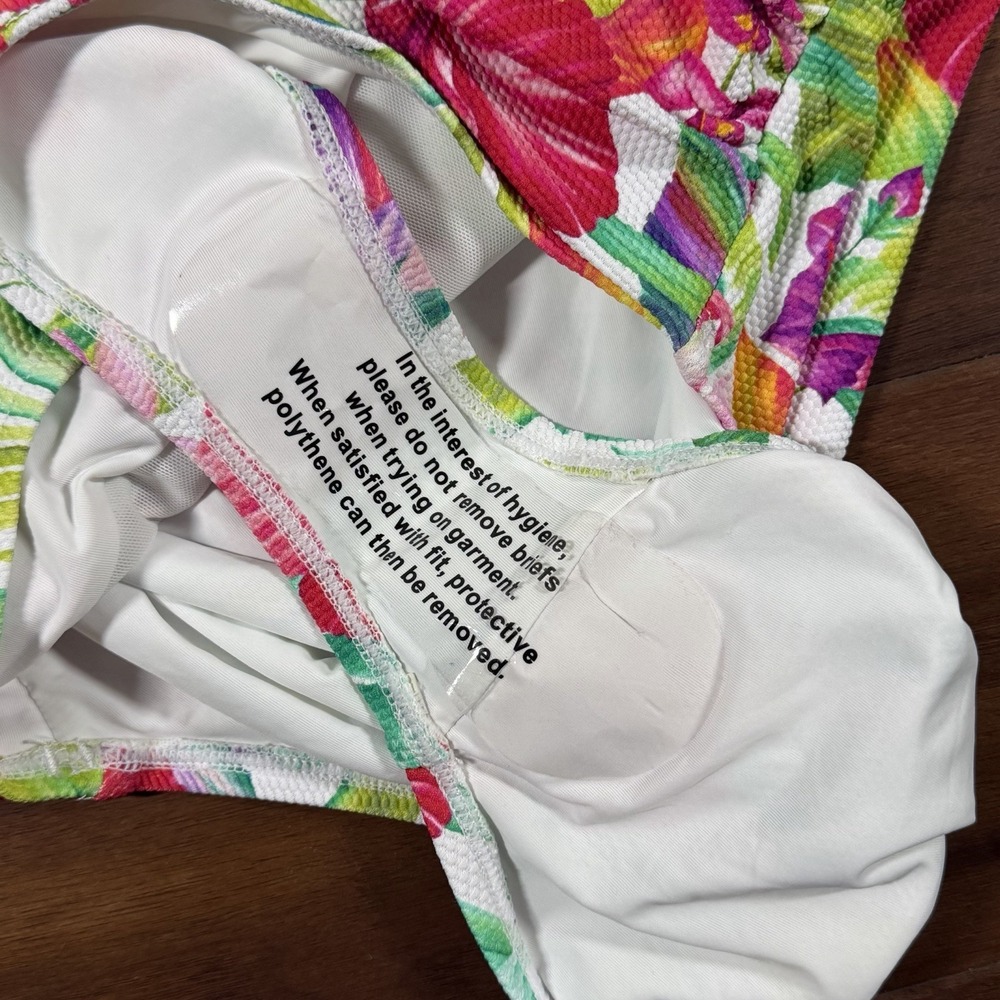 Tommy Bahama Size 10 Island Cays Fiesta Bandeau One Piece Swimsuit White Floral - Picture 11 of 12